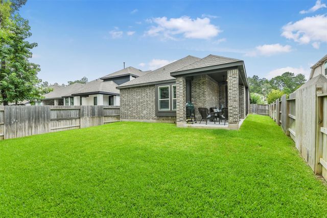 331 Great Hills Drive, Montgomery, TX 77316
