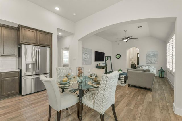 331 Great Hills Drive, Montgomery, TX 77316