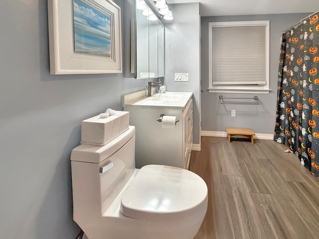 40 Vestal St, Fall River, MA 02720