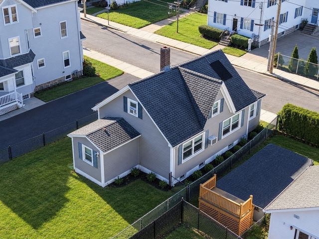 40 Vestal St, Fall River, MA 02720