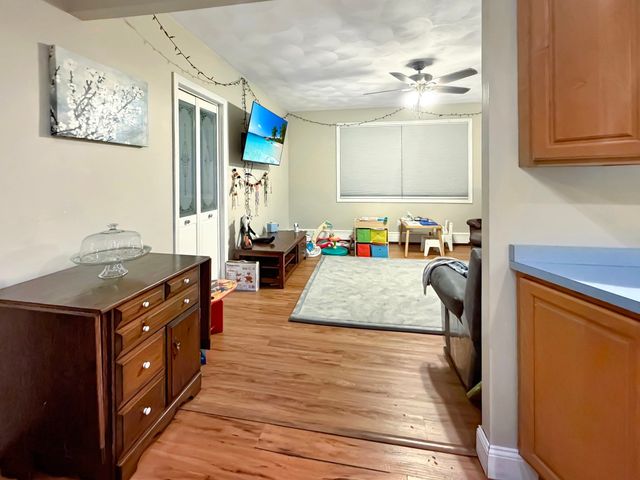40 Vestal St, Fall River, MA 02720