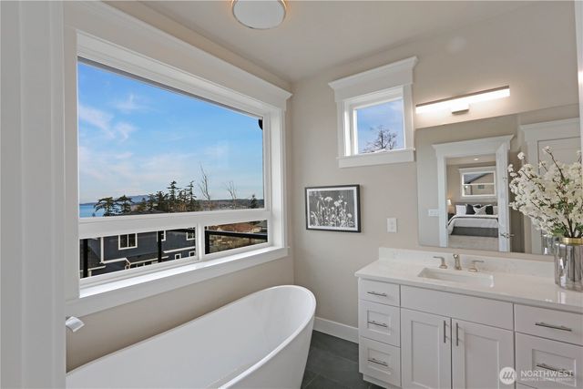 3706 W 3rd Street, Anacortes, WA 98221