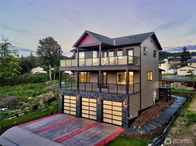 3706 W 3rd Street, Anacortes, WA 98221