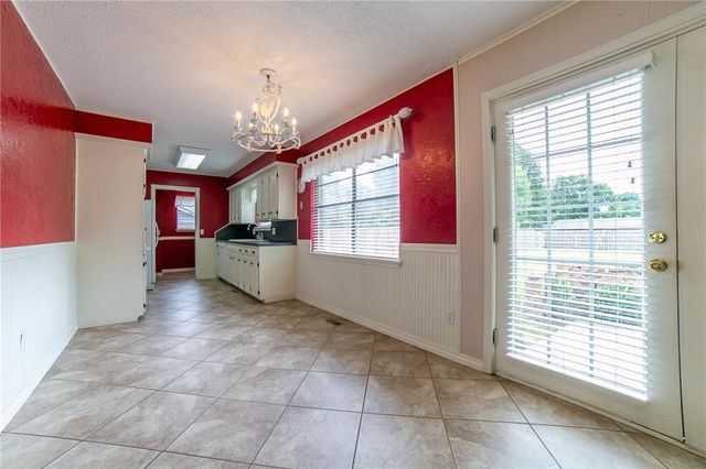 405 Janet Street, Springdale, AR 72762