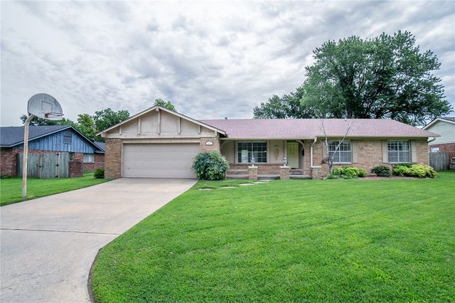405 Janet Street, Springdale, AR 72762