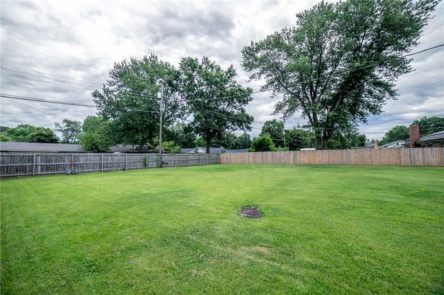 405 Janet Street, Springdale, AR 72762