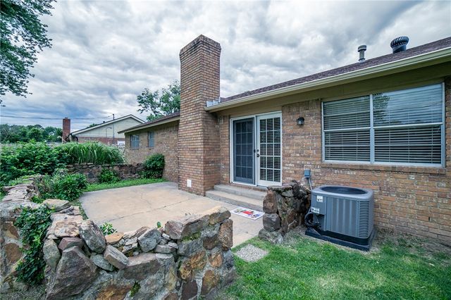 405 Janet Street, Springdale, AR 72762
