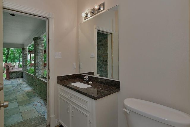 70 N Skyflower Court, The Woodlands, TX 77381