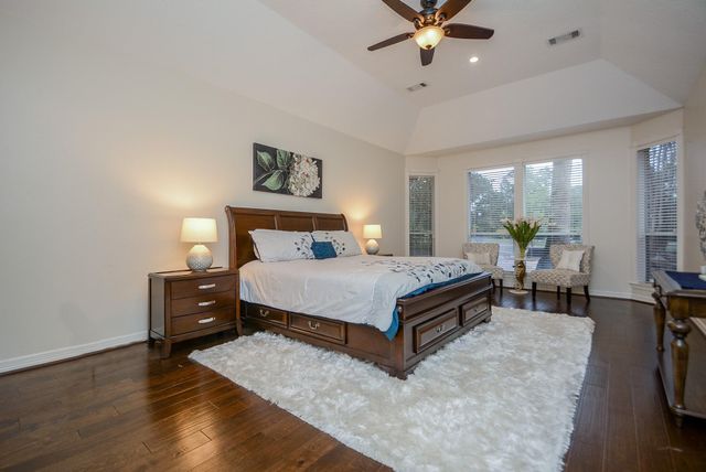 70 N Skyflower Court, The Woodlands, TX 77381