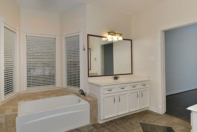 70 N Skyflower Court, The Woodlands, TX 77381