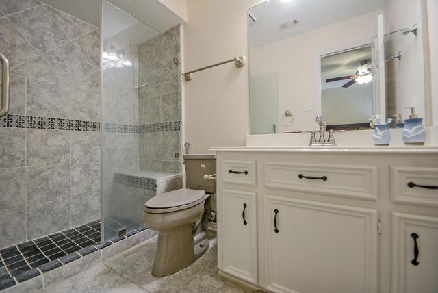 70 N Skyflower Court, The Woodlands, TX 77381