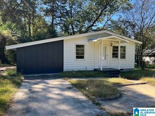 1712 4TH PLACE NW, Center Point, AL 35215