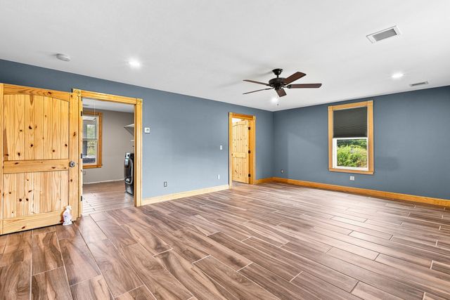 21 Cushing Ln, Acushnet, MA 02743