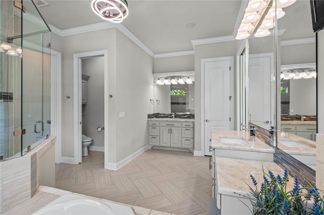 6300 W Northgate Road, Rogers, AR 72758