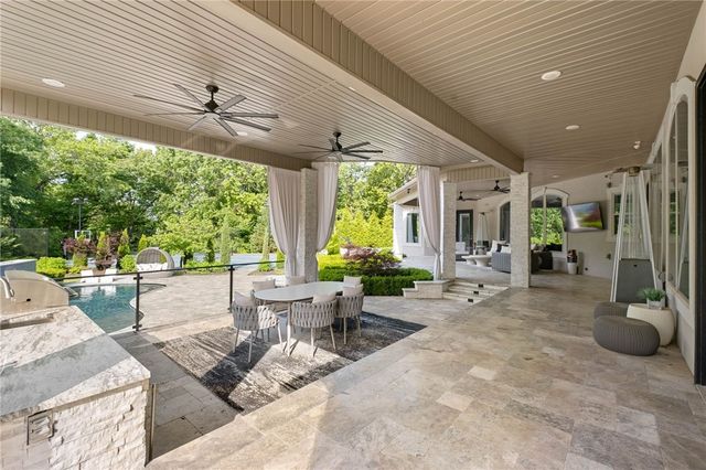 6300 W Northgate Road, Rogers, AR 72758