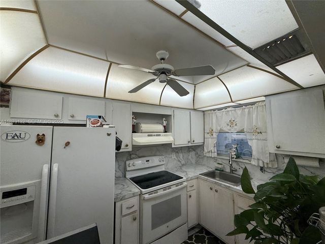 2791 N Pine Island Road 301, Sunrise, FL 33322