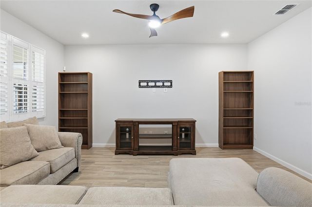 3610 ARBORDALE LOOP, Sanford, FL 32771