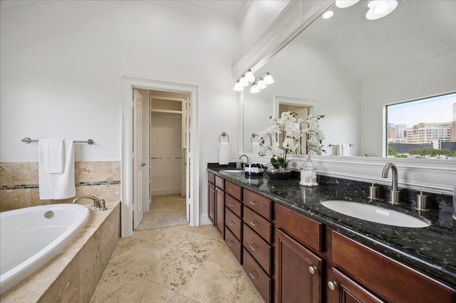 6832 Staffordshire Boulevard, Houston, TX 77030