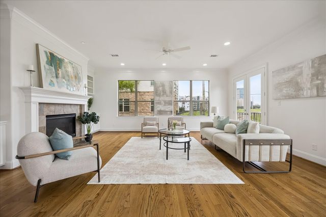 6832 Staffordshire Boulevard, Houston, TX 77030