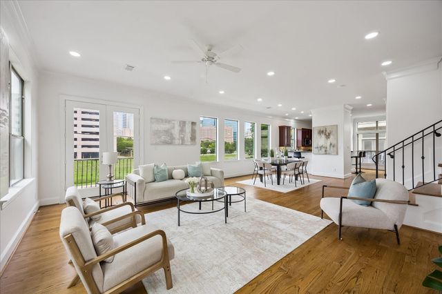 6832 Staffordshire Boulevard, Houston, TX 77030