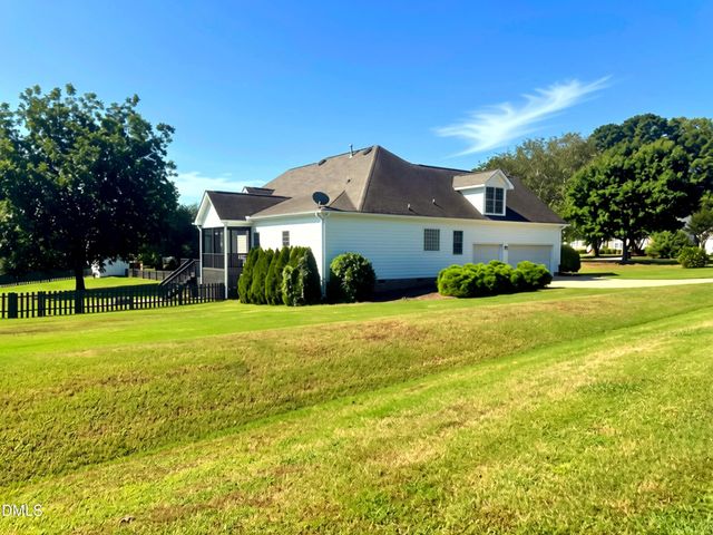 3100 Donlin Drive, Wake Forest, NC 27587