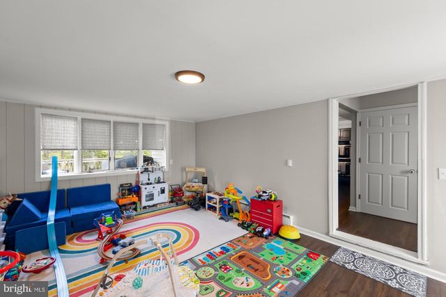 357 HUNTING RIDGE RD, Winchester, VA 22603