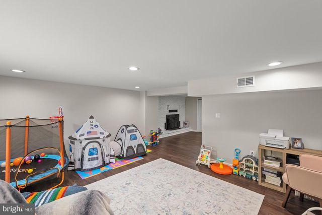 357 HUNTING RIDGE RD, Winchester, VA 22603
