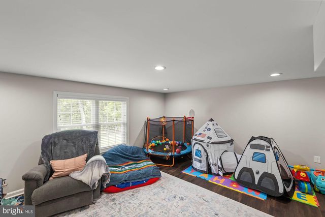 357 HUNTING RIDGE RD, Winchester, VA 22603