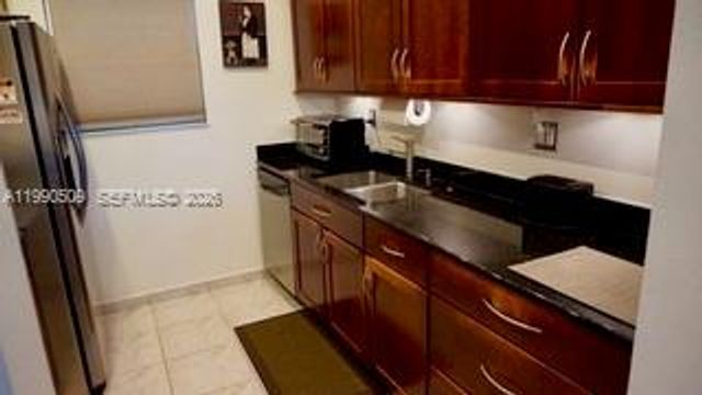 201 178th Dr 423, Sunny Isles Beach, FL 33160