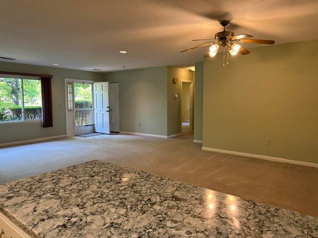 571 Pocasset Court, Warwick, RI 02886