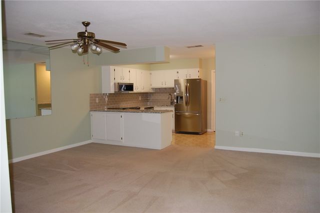 571 Pocasset Court, Warwick, RI 02886