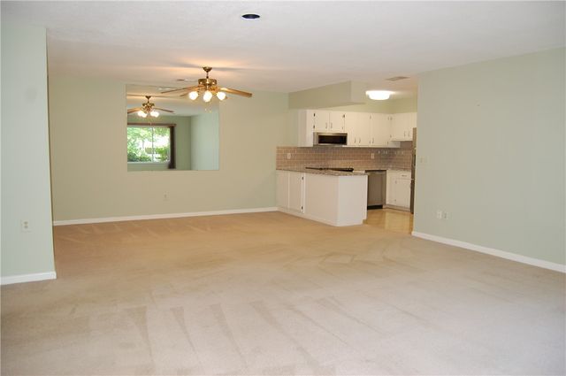 571 Pocasset Court, Warwick, RI 02886