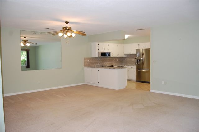571 Pocasset Court, Warwick, RI 02886