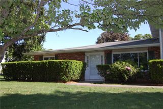 571 Pocasset Court, Warwick, RI 02886
