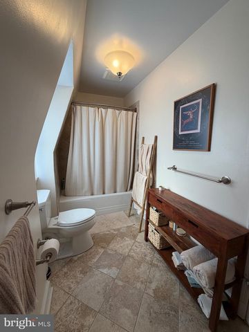 11105 ARDWICK DR, Rockville, MD 20852