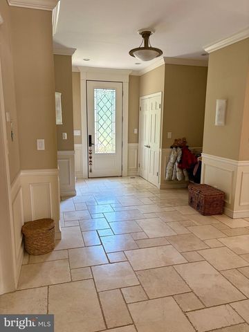 11105 ARDWICK DR, Rockville, MD 20852