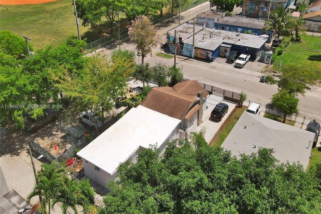 213 NW 34th Terrace, Miami, FL 33127