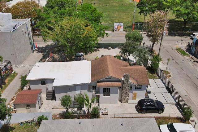 213 NW 34th Terrace, Miami, FL 33127