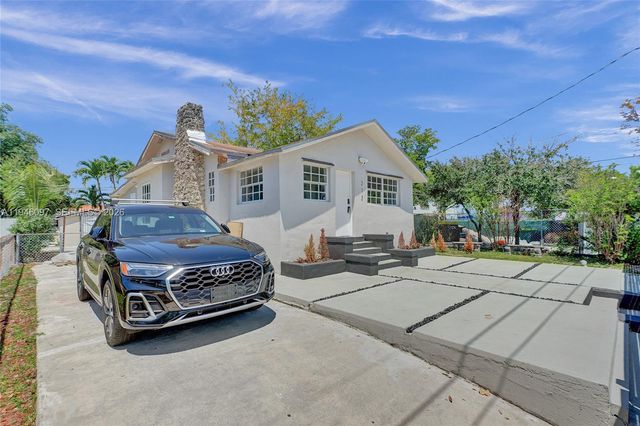 213 NW 34th Terrace, Miami, FL 33127