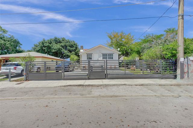 213 NW 34th Terrace, Miami, FL 33127