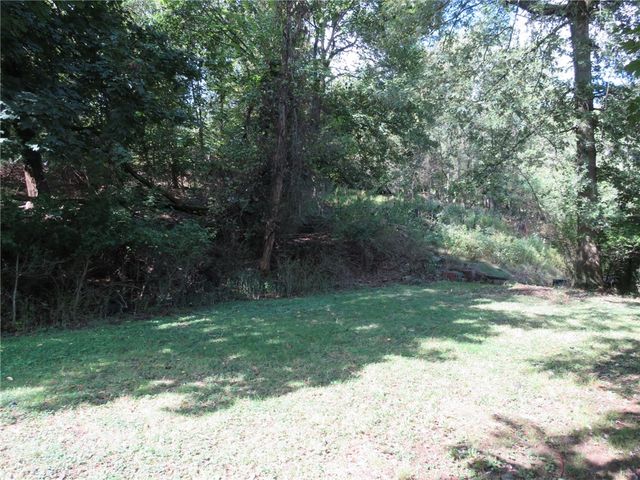 23 Frankwood Rd, Penn Hills, PA 15235