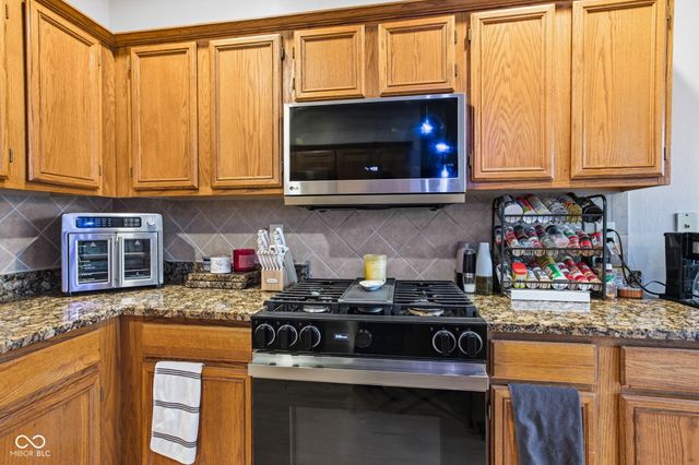 596 Burr Oak Drive, Carmel, IN 46032