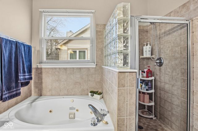 596 Burr Oak Drive, Carmel, IN 46032