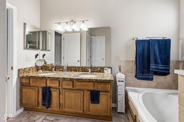 596 Burr Oak Drive, Carmel, IN 46032