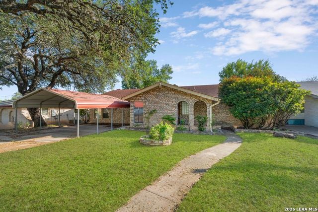 6323 Forest Bnd, San Antonio, TX 78240