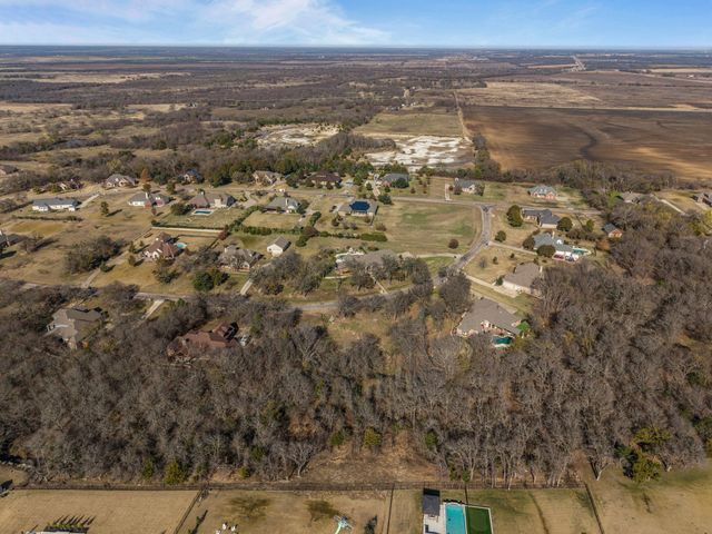 109 Falls Creek Lane, Gunter, TX 75058