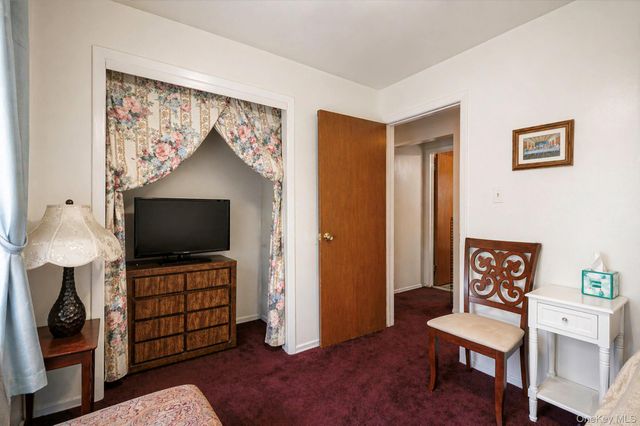 1010 Bay 25th Street, Far Rockaway, NY 11691