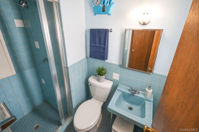 1010 Bay 25th Street, Far Rockaway, NY 11691