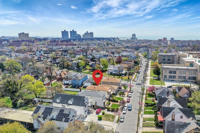 1010 Bay 25th Street, Far Rockaway, NY 11691