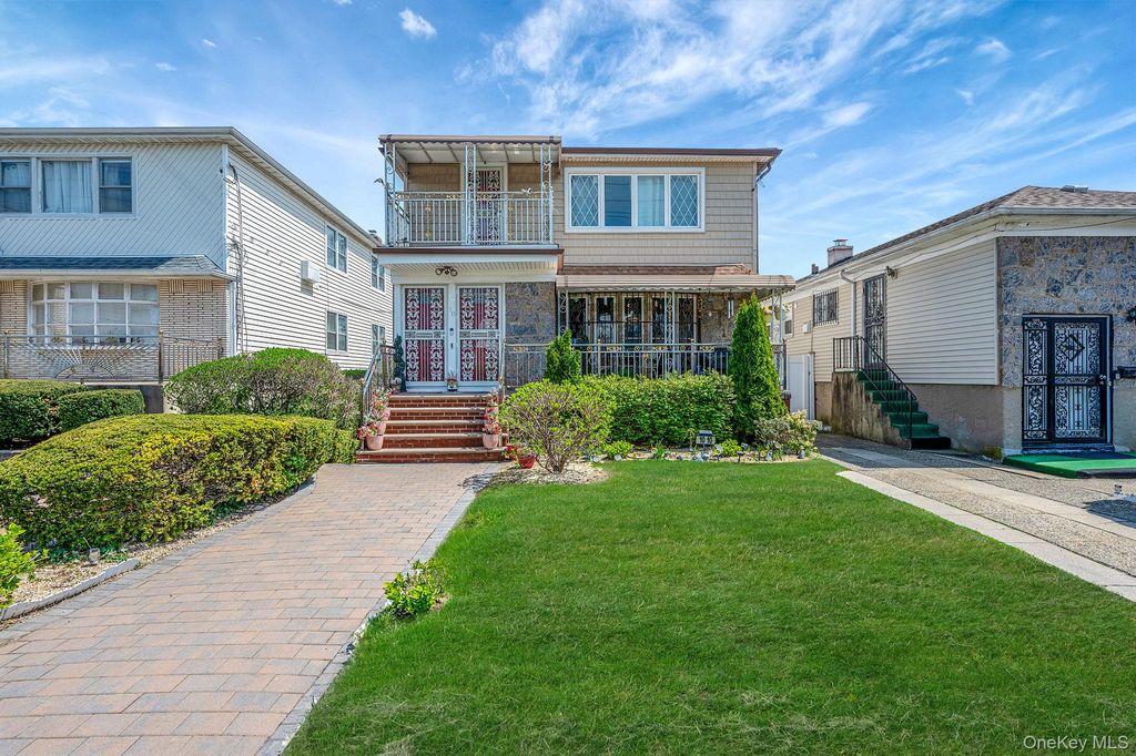 1010 Bay 25th Street, Far Rockaway, NY 11691